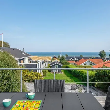 Ebbeline - 150m From The Sea By Interhome בית נופש