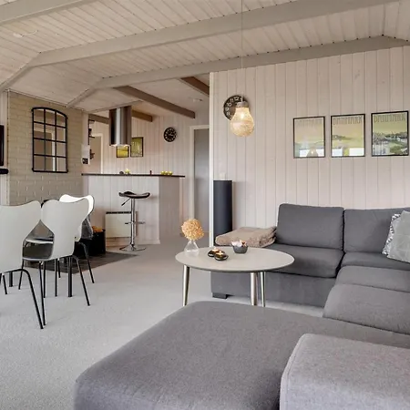 Feriehus Ebbeline - 150m From The Sea By Interhome *