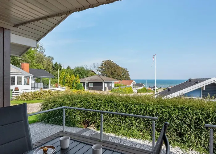 Ebbeline - 150m From The Sea By Interhome *